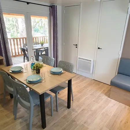 Mobil-home Climatise 6 Personnes *